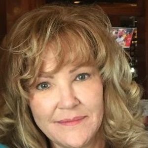 Meet your Posher, Carolyne